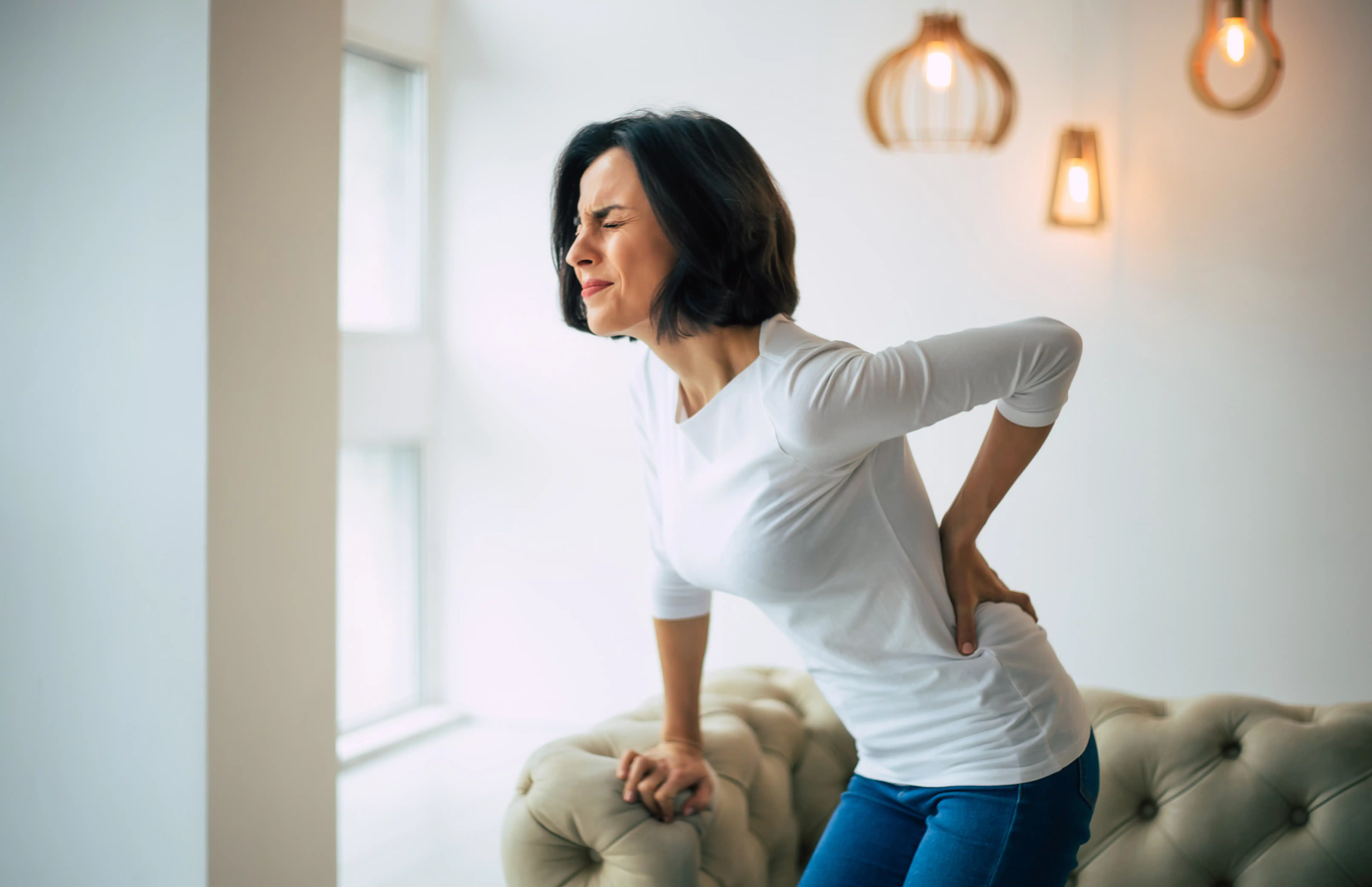common-causes-of-chronic-back-pain-and-how-chiropractic-care-can-help