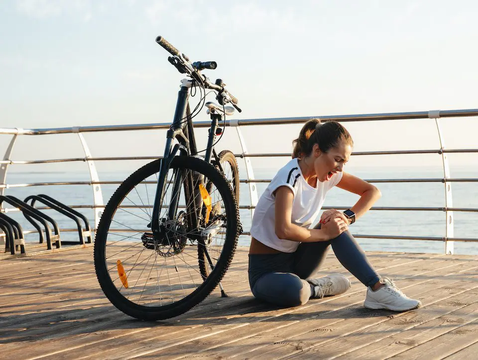 cycling-knee-pain-what-you-should-know