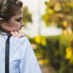 everyday-habits-that-may-be-causing-your-back-pain