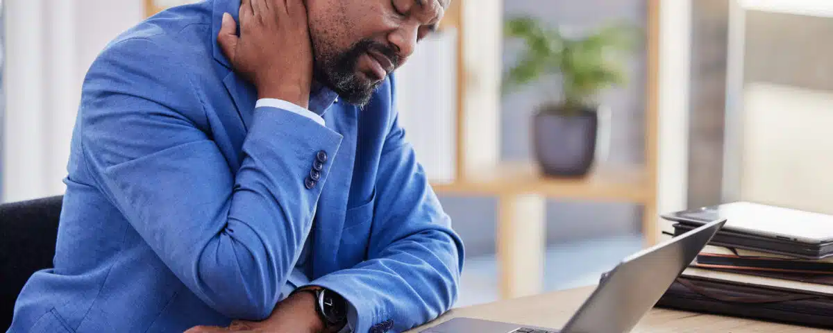 how-poor-posture-can-affect-the-spine-over-time