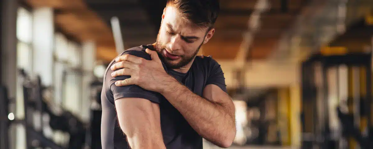 how-we-help-patients-with-shoulder-pain-get-their-mobility-back