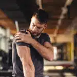 how-we-help-patients-with-shoulder-pain-get-their-mobility-back