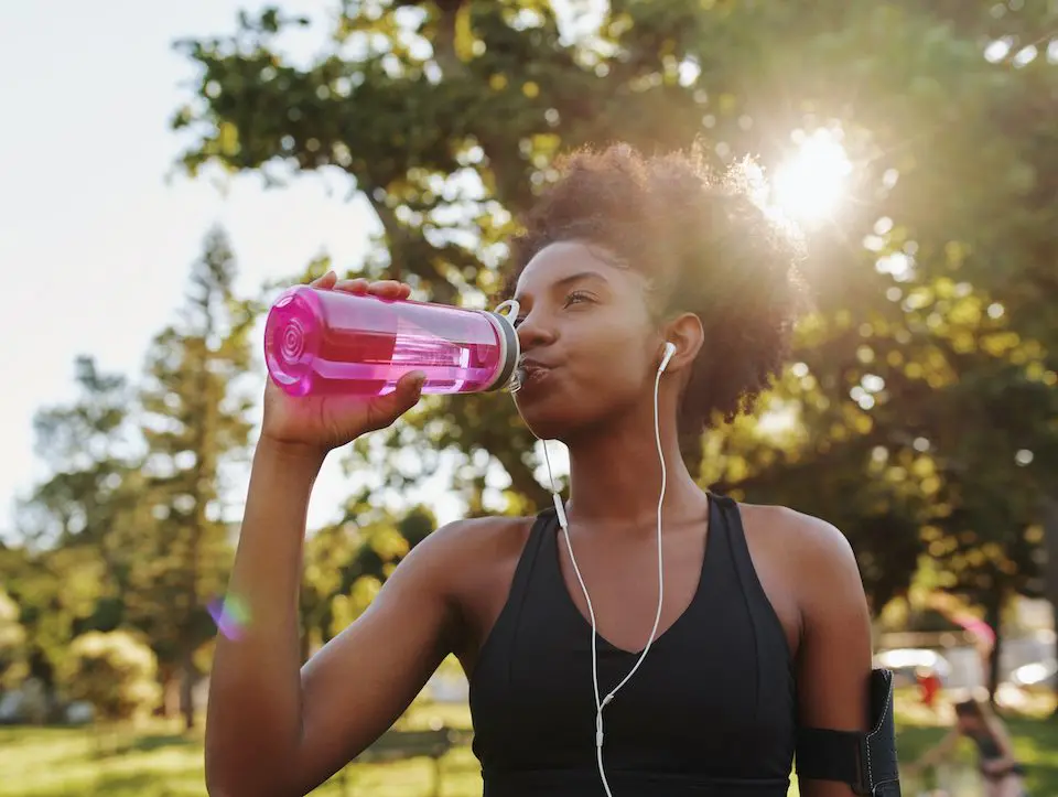 hydration-and-the-heat-keeping-your-body-healthy-this-summer