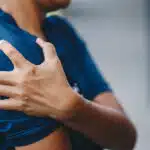 is-your-shoulder-hurting-see-your-chiropractor-to-help-relieve-your-pain