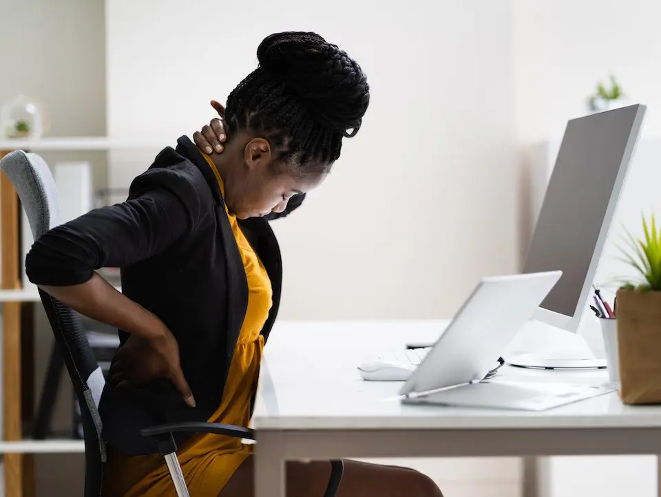its-time-to-reevaluate-your-workplace-ergonomics