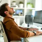 the-connection-between-posture-and-chronic-pain