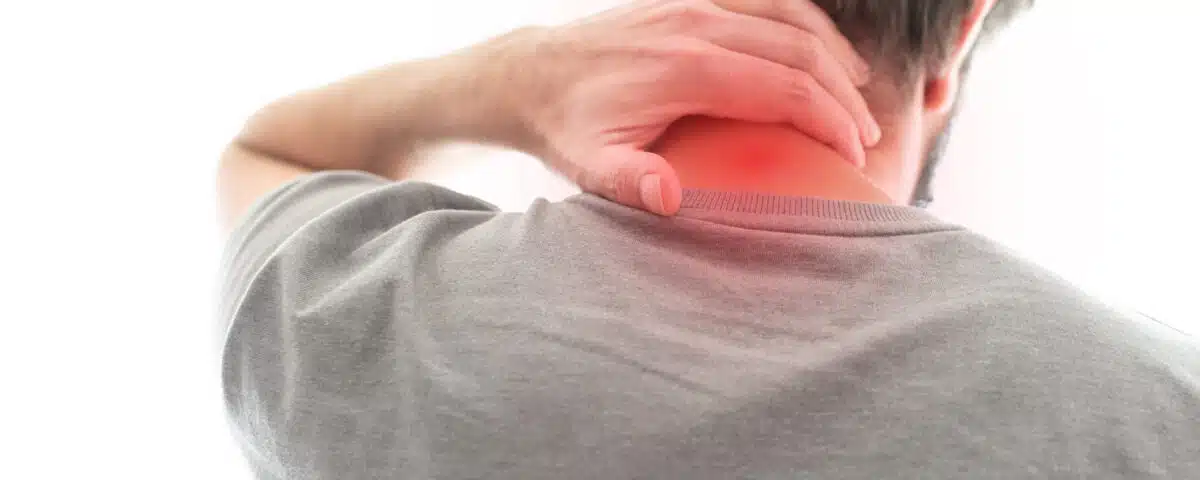 why-you-should-let-your-chiropractor-help-you-with-neck-pain
